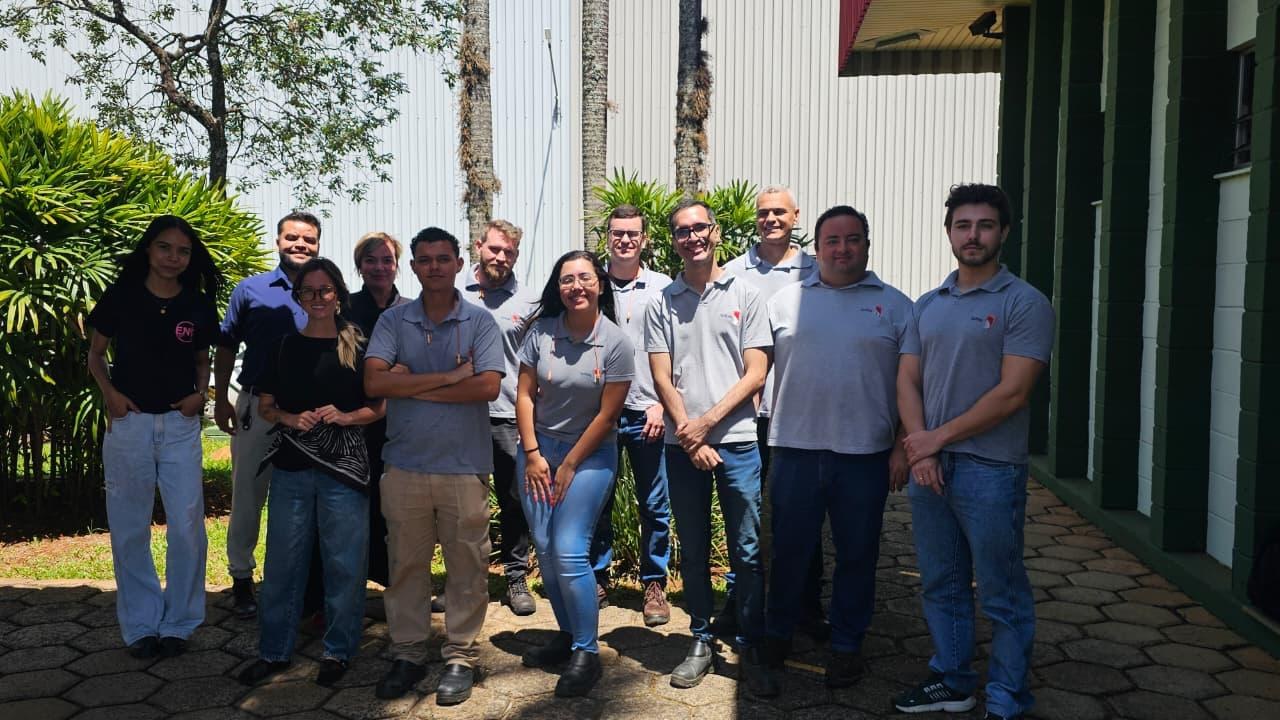 Equipe SupreColor reunida no Innovation Day